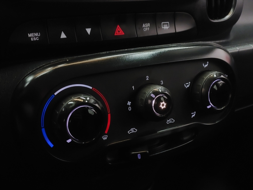 fiat mobi 1.0 evo flex like. manual 4p 202411