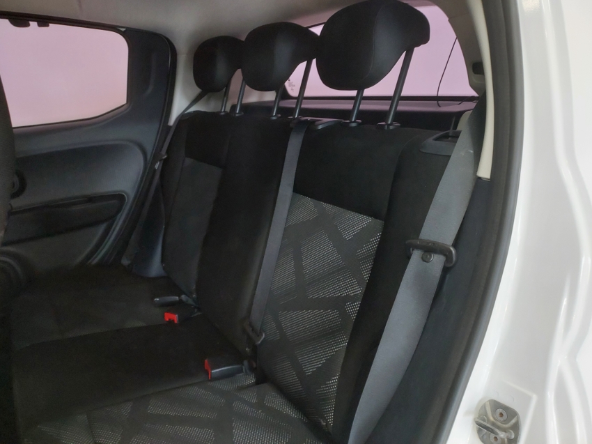 fiat mobi 1.0 evo flex like. manual 4p 20209