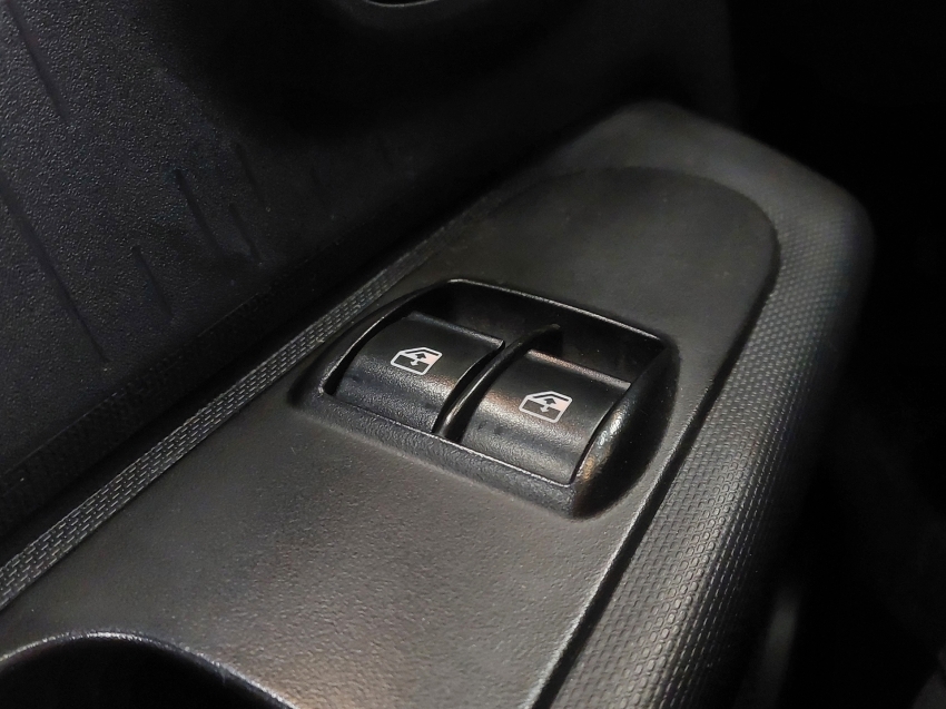 fiat mobi 1.0 evo flex like. manual 4p 202014