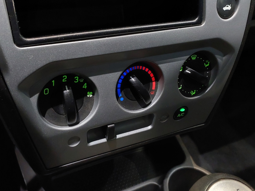 ford fiesta 1.6 se hatch 16v flex 4p manual 1.0 201411