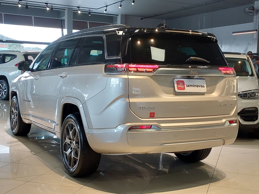 jeep commander 2.0 td380 turbo diesel overland at9 4p automatico 20223