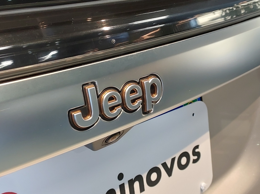 jeep commander 2.0 td380 turbo diesel overland at9 4p automatico 202224