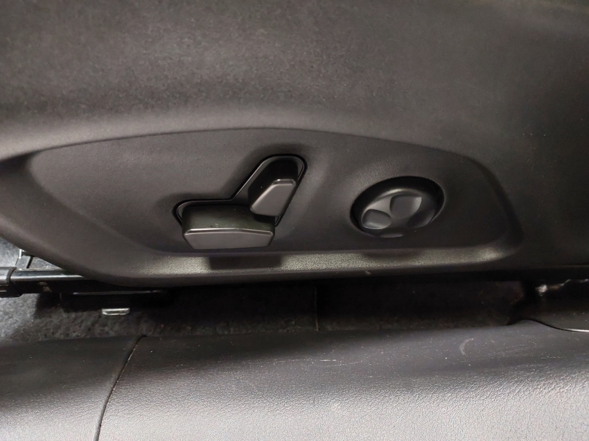 jeep commander 2.0 td380 turbo diesel overland at9 4p automatico 202219