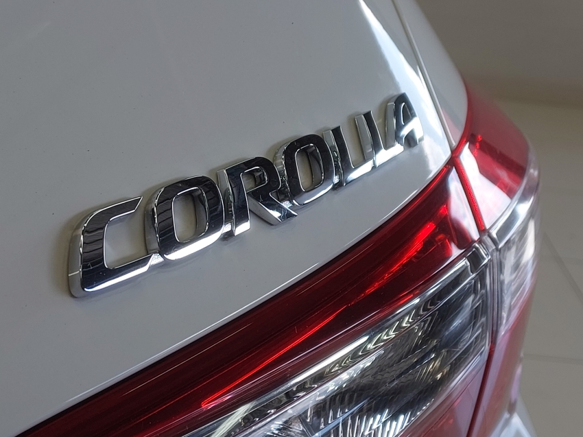 toyota corolla 2.0 xei 16v flex 4p automatico 1.8 201518