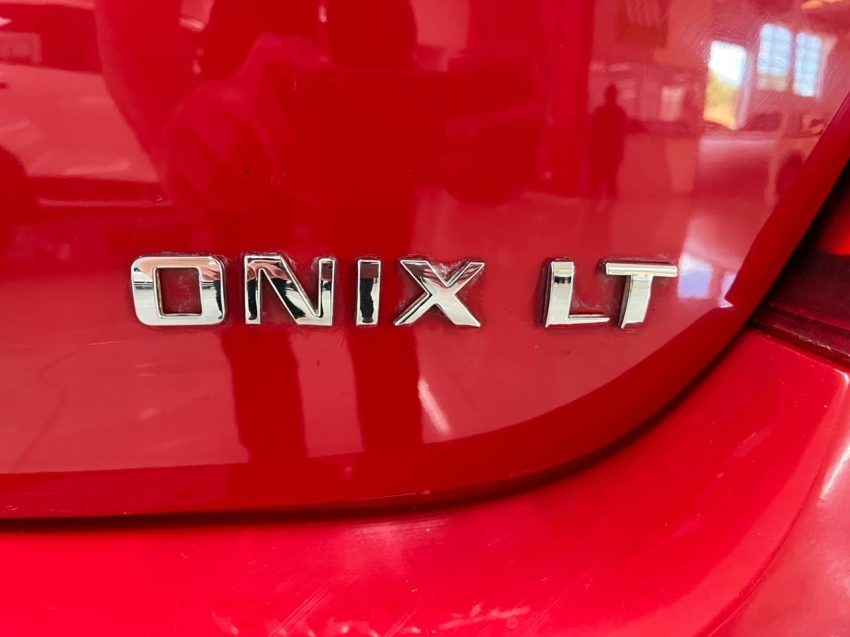 chevrolet onix 1.0 mpfi lt 8v flex 4p manual 201511