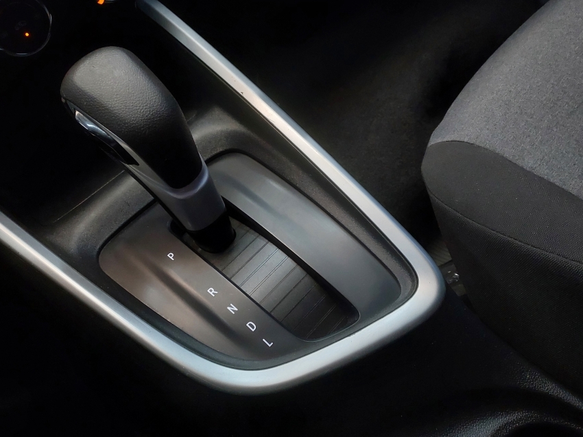 chevrolet onix 1.0 turbo flex lt automatico 4p 202515