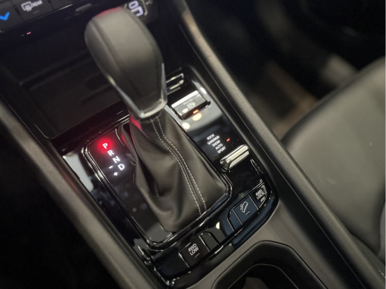 jeep renegade 1.3 t270 turbo flex willys 4x4 at9 gasolina 4p automatico 202720