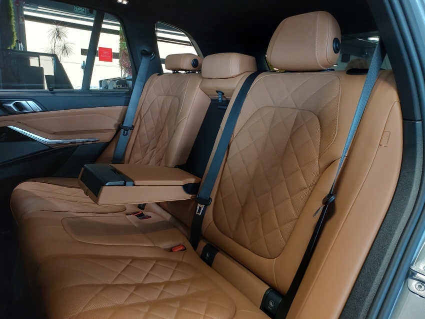 bmw x5 3.0 i6 turbo hibrido xdrive50e m sport automatico 4p 202510