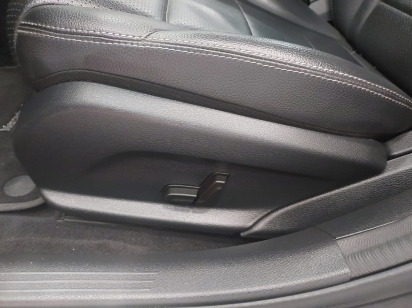 mercedes-benz c 180 1.6 cgi flex avantgarde 9g-tronic 4p automatico 202016