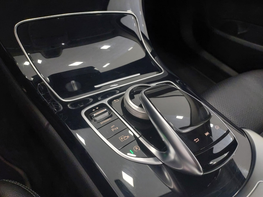 mercedes-benz c 180 1.6 cgi flex avantgarde 9g-tronic 4p automatico 202012