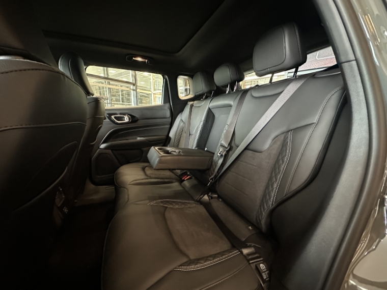 jeep compass 2.0 hurricane 4 turbo gasolina blackhawk at9 1.3 4p automatico 202610