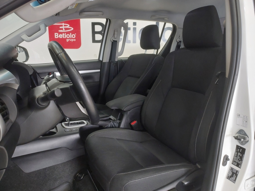 toyota hilux 2.8 d-4d turbo diesel cd sr 4x4 automatico 4p 20258