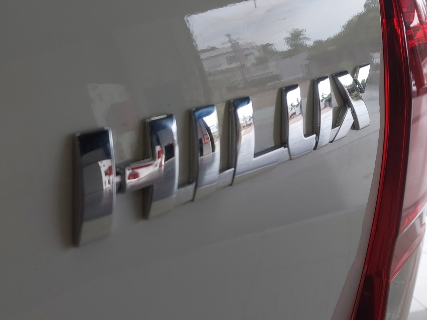 toyota hilux 2.8 d-4d turbo diesel cd sr 4x4 automatico 4p 202519