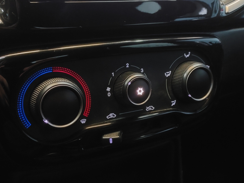 fiat strada 1.3 firefly flex volcano cd manual 4p 202411