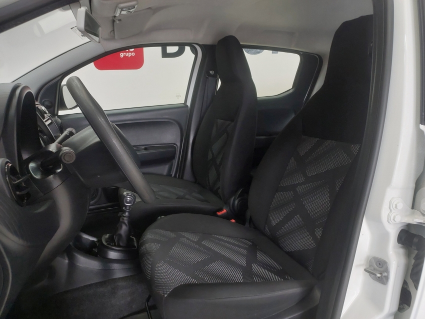 fiat mobi 1.0 evo flex like. manual 4p 20258