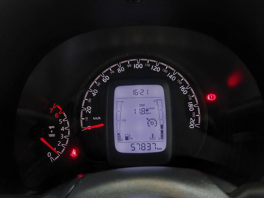 fiat mobi 1.0 evo flex like. manual 4p 202510