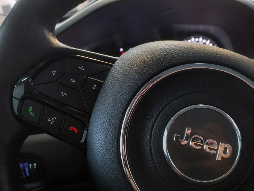 jeep renegade 1.8 16v flex sport 4p automatico 202015