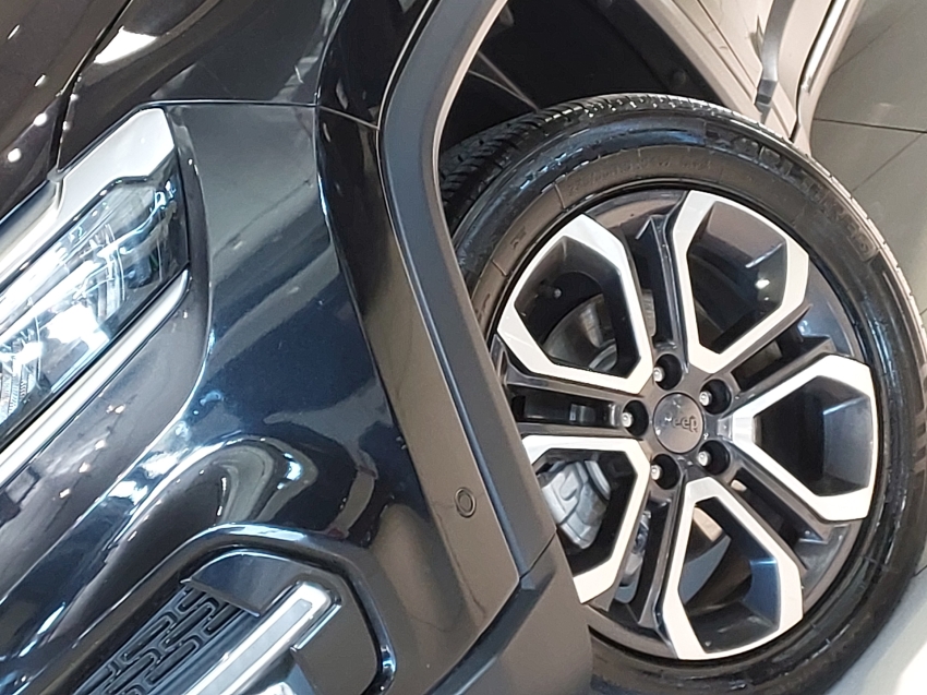 jeep commander 2.0 td380 turbo diesel limited at9 4p automatico 202331