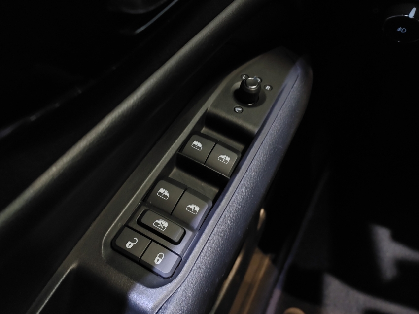 jeep commander 2.0 td380 turbo diesel limited at9 4p automatico 202326