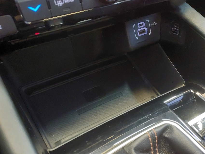 jeep commander 2.0 td380 turbo diesel limited at9 4p automatico 202318