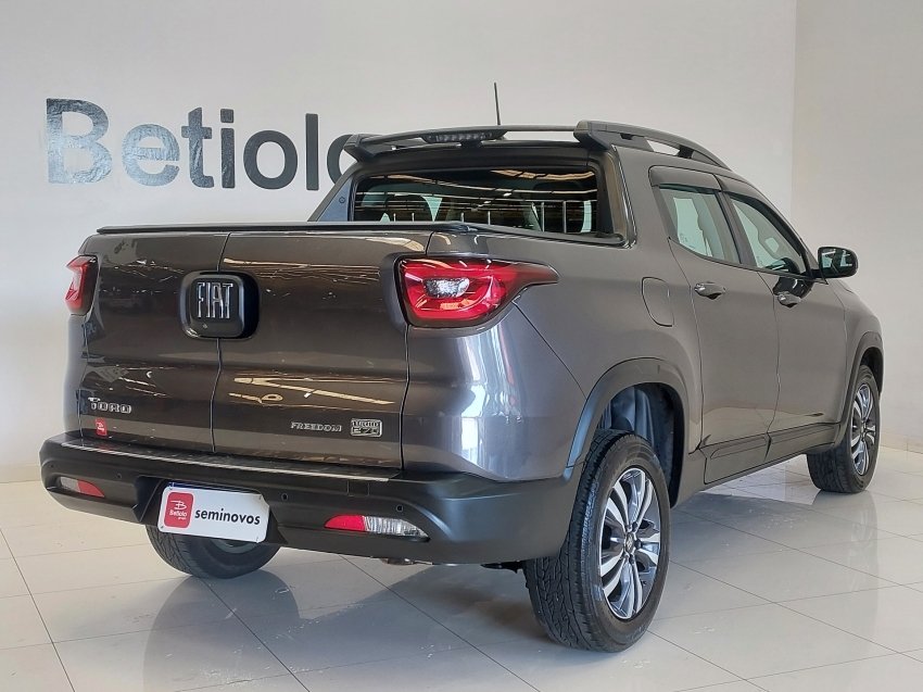 fiat toro 1.3 turbo 270 flex freedom at6 4p automatico 20244