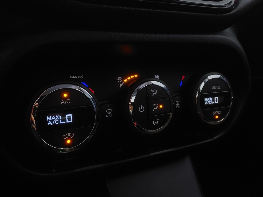 fiat toro 2.0 16v turbo diesel freedom 4wd at9 4p automatico 201911