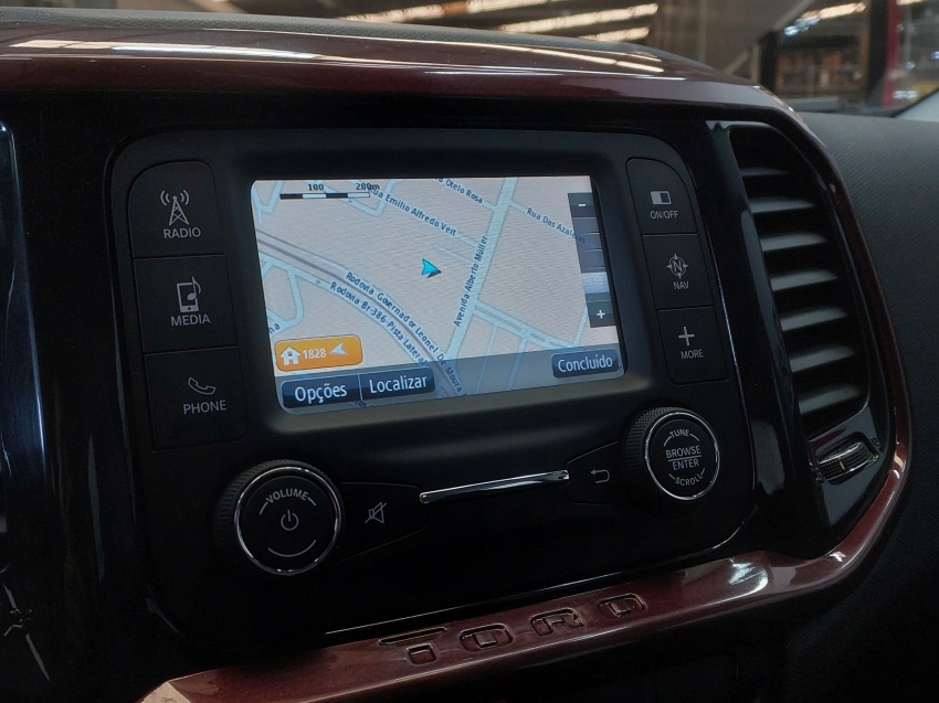 fiat toro 2.0 16v turbo diesel freedom 4wd at9 4p automatico 201913