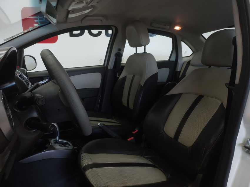 fiat grand siena 1.6 mpi essence 16v flex 4p automatizado automatico 201510