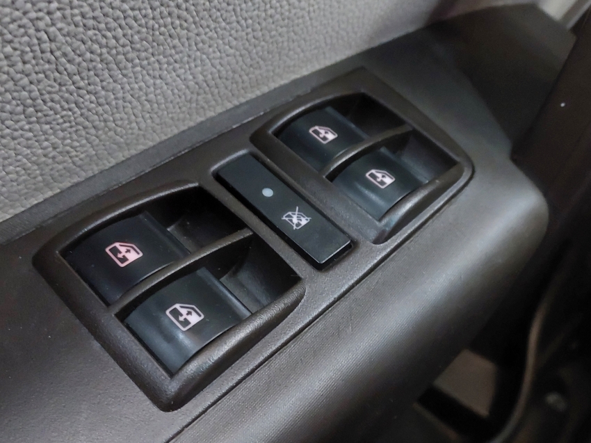 fiat grand siena 1.6 mpi essence 16v flex 4p automatizado automatico 201518