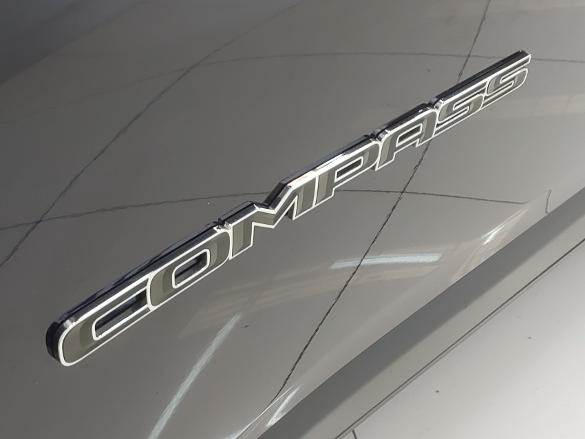 jeep compass 2.0 16v flex longitude automatico 4p 201920