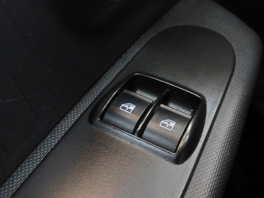 fiat mobi 1.0 evo flex like. manual 4p 202514