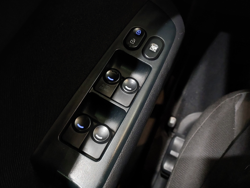 hyundai hb20 1.0 comfort 12v flex 4p manual 201516