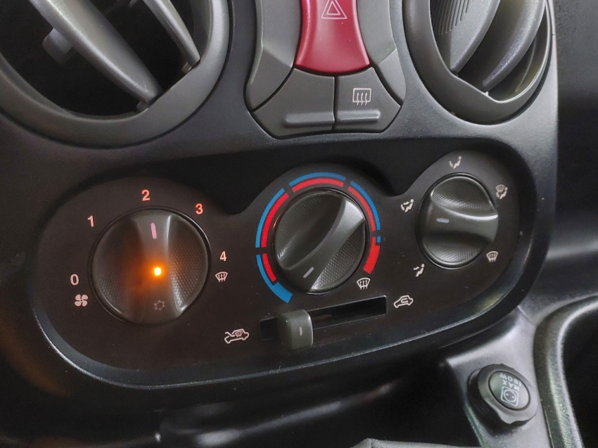 fiat doblo 1.8 mpi essence 7l 16v flex 4p manual 202012