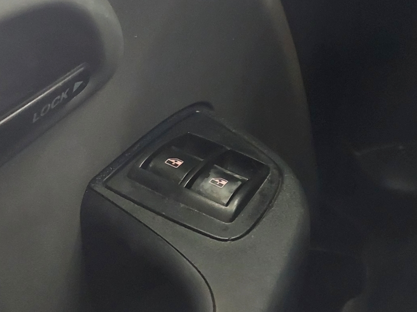 fiat doblo 1.8 mpi essence 7l 16v flex 4p manual 202015