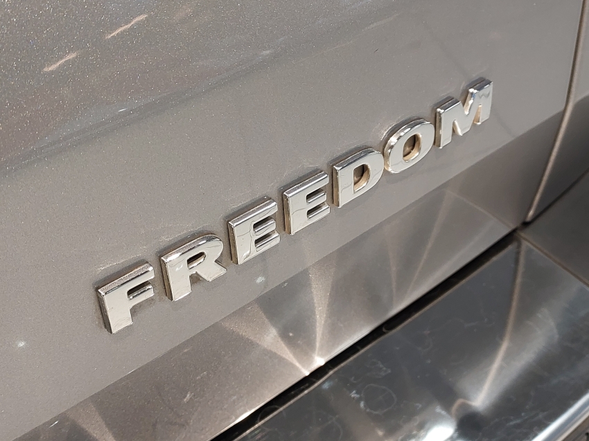 fiat toro 1.8 16v evo flex freedom at6 4p automatico 202119