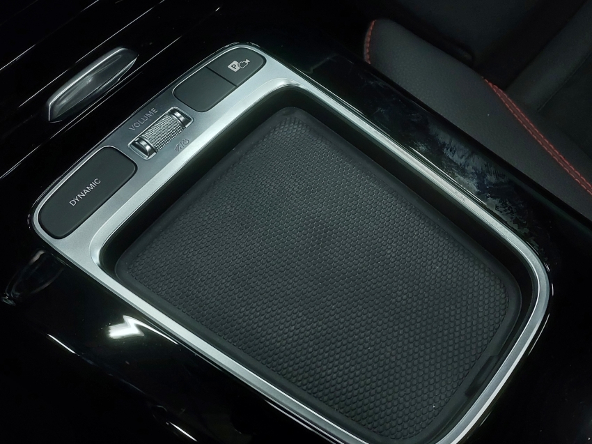 mercedes-benz cla 200 1.3 mhev amg line 7g-dct flex 4p automatico 202518