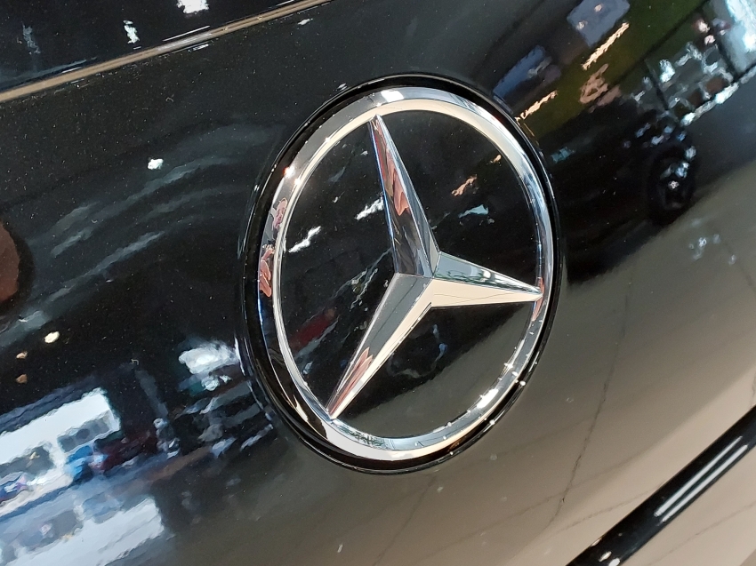 mercedes-benz cla 200 1.3 mhev amg line 7g-dct flex 4p automatico 202521