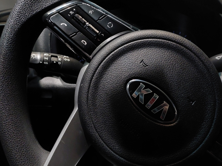 kia sportage 2.0 lx 4x2 16v flex 4p automatico 202015