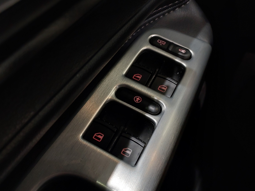 volkswagen golf 1.6 mi sportline limited edition 8v flex 4p manual 201315