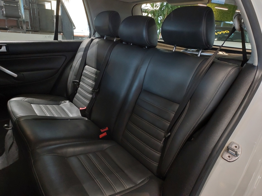 volkswagen golf 1.6 mi sportline limited edition 8v flex 4p manual 201310