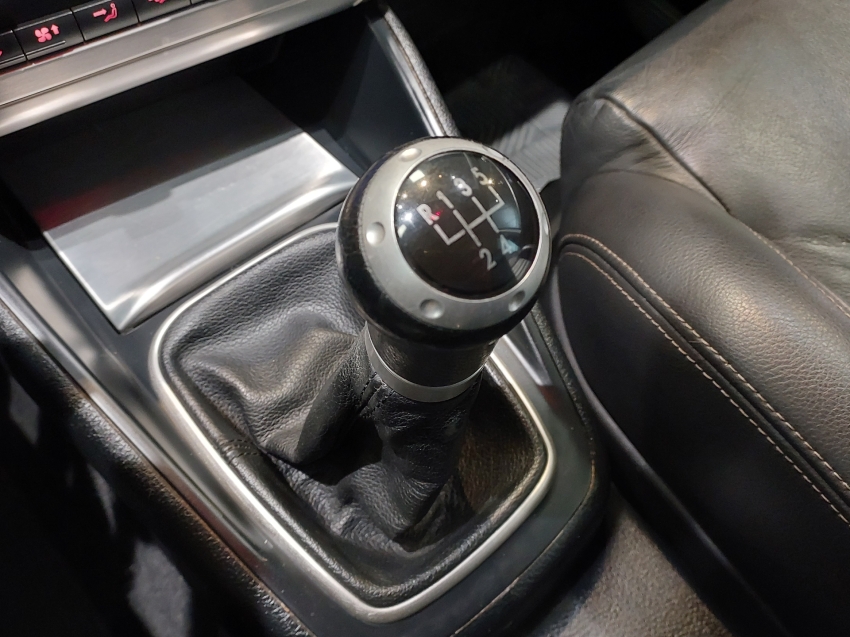 volkswagen golf 1.6 mi sportline limited edition 8v flex 4p manual 201311