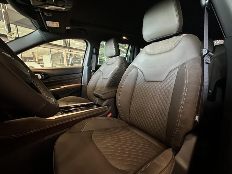 jeep commander 1.3 t270 turbo flex overland mhev at6 gasolina 4p automatico 20277