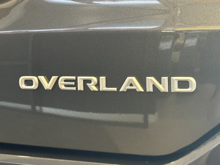 jeep commander 1.3 t270 turbo flex overland mhev at6 gasolina 4p automatico 202718