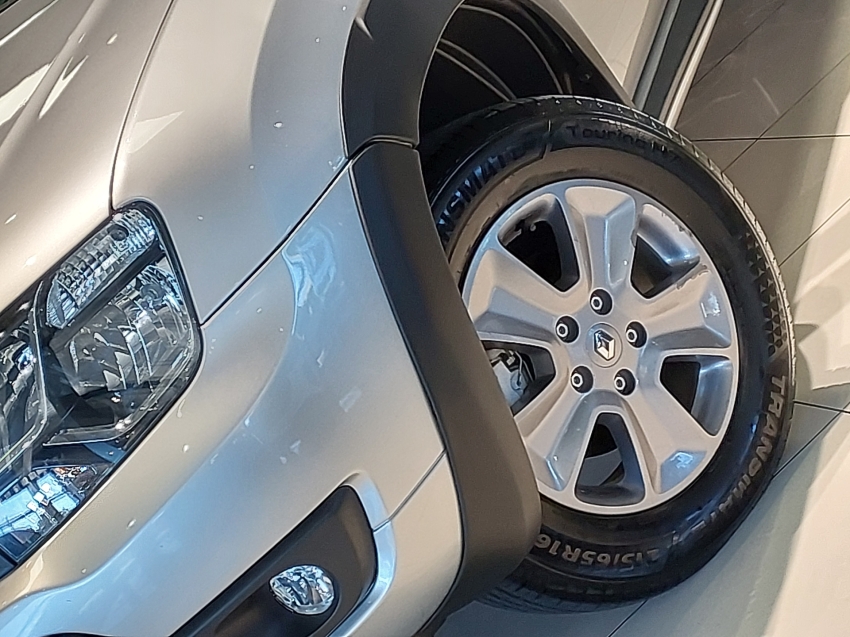 renault duster oroch 1.6 16v sce flex dynamique manual 4p 202018