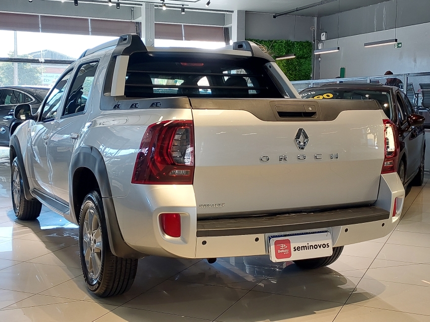 renault duster oroch 1.6 16v sce flex dynamique manual 4p 20203