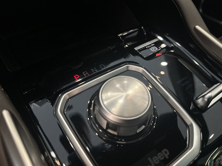 jeep commander 2.2 turbo diesel overland at9 4p automatico 202612