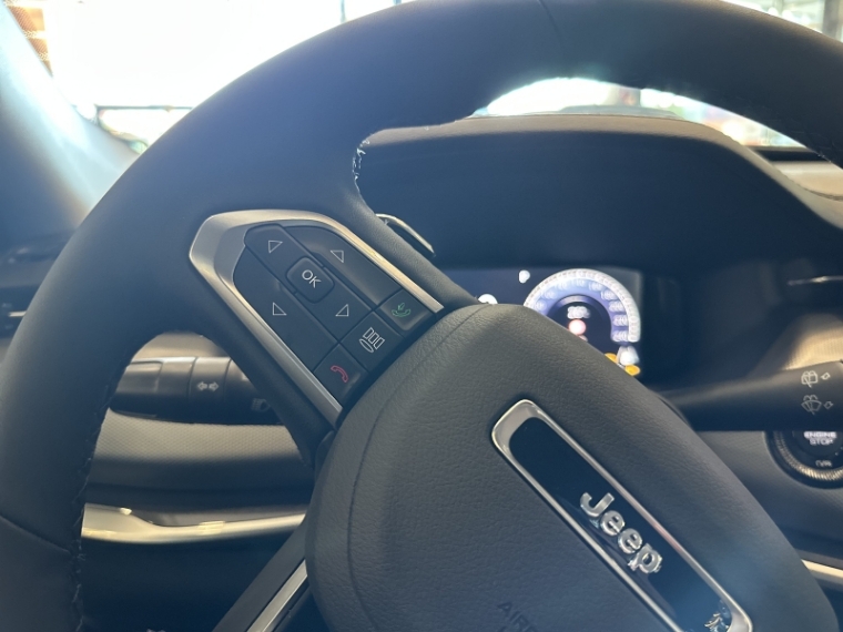 jeep compass 1.3 t270 turbo flex longitude at6 gasolina 4p automatico 202616