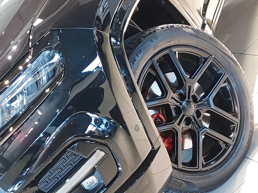 jeep commander 2.0 hurricane 4 turbo gasolina blackhawk at9 4p automatico 202525