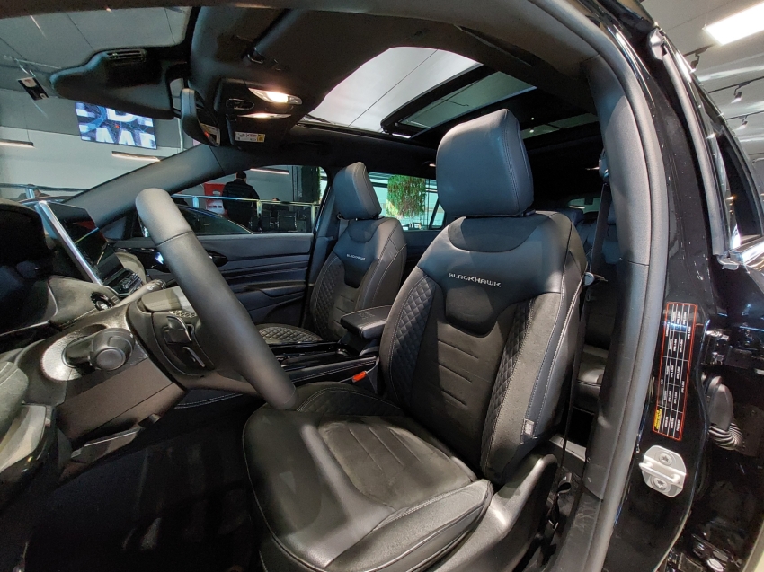 jeep commander 2.0 hurricane 4 turbo gasolina blackhawk at9 4p automatico 20259