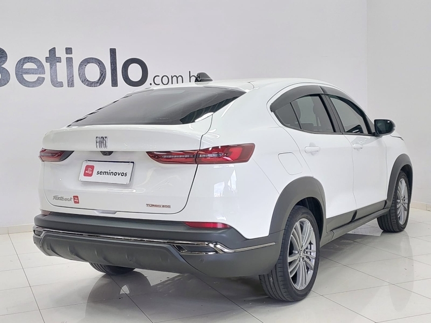 fiat fastback 1.0 turbo 200 flex cvt 4p automatico 20244